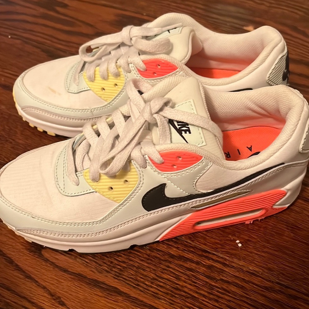 Nike air platform sneaker